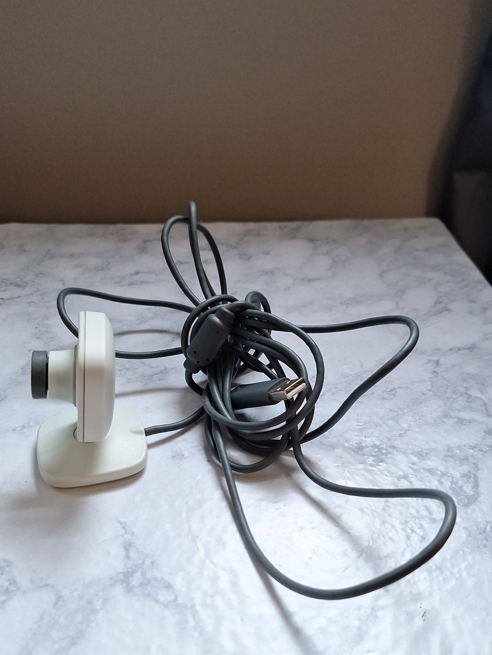 Xbox, White Webcam with Long Gray USB Cable